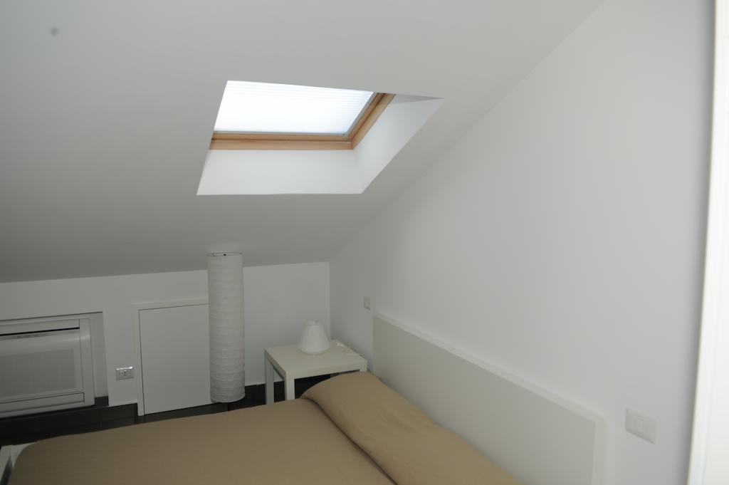 Ferienwohnung The Roof On The Sea Fondachello  Zimmer foto